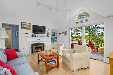 160 Marston Ave #15, Hyannis Port, MA 02647 photo 11