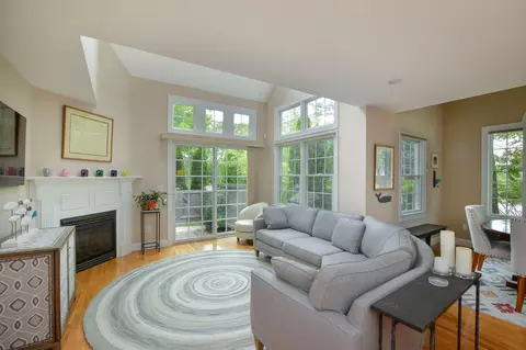 30 Gold Leaf Ln, Mashpee, MA 02649 photo 4