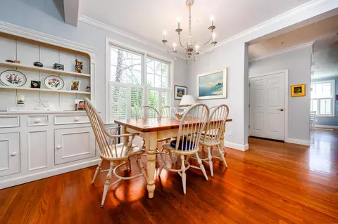 18 Chadwick Ct, Mashpee, MA 02649 photo 8