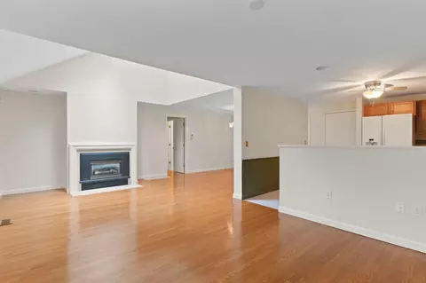 15 Executive Dr, Mashpee, MA 02649 photo 9