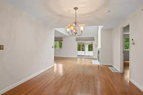 15 Executive Dr, Mashpee, MA 02649 photo 5