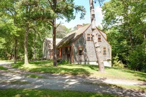 262 County Rd, Bourne, MA 02532 photo 5