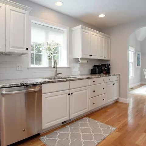 16 Mayfair Ct, Mashpee, MA 02649 photo 6