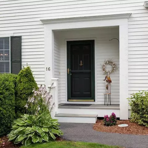 16 Mayfair Ct, Mashpee, MA 02649 photo 28