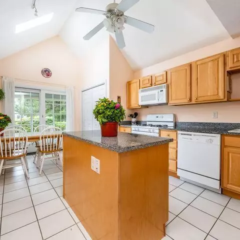 4 Red Cedar Rd, Mashpee, MA 02649 photo 8