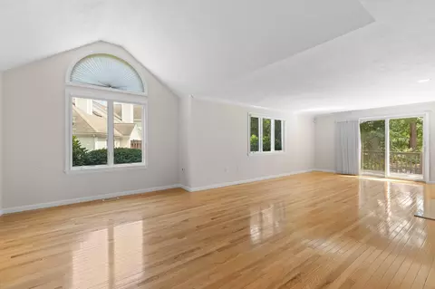 14 Beacon Ct, Mashpee, MA 02649 photo 7