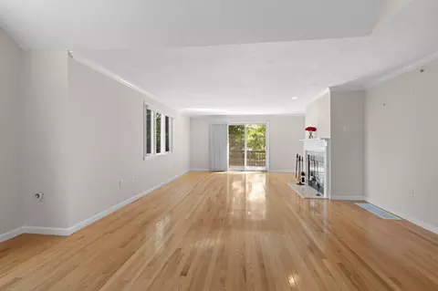 14 Beacon Ct, Mashpee, MA 02649 photo 6