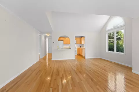 14 Beacon Ct, Mashpee, MA 02649 photo 11