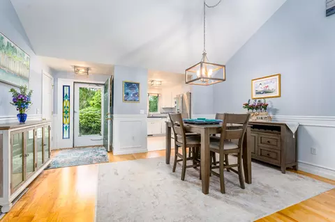 9 Par Three Ct, Mashpee, MA 02649 photo 3