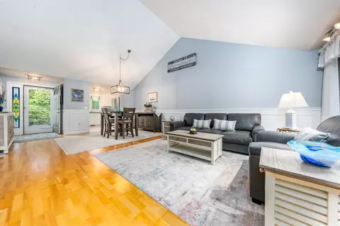 9 Par Three Ct, Mashpee, MA 02649 photo 5