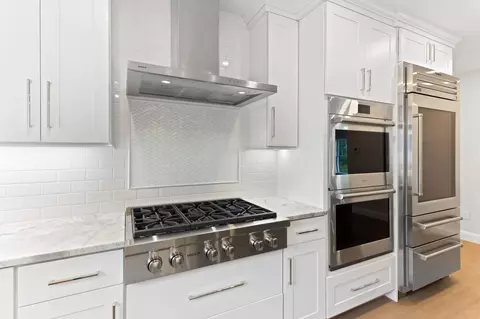 76 Cobblestone Cir, Mashpee, MA 02649 photo 13