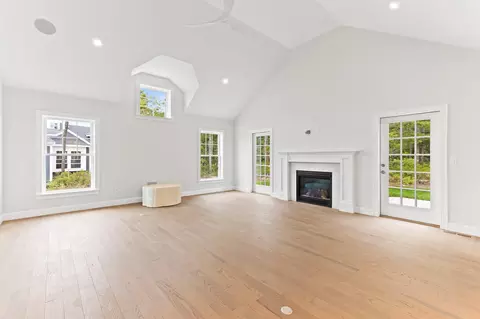76 Cobblestone Cir, Mashpee, MA 02649 photo 8