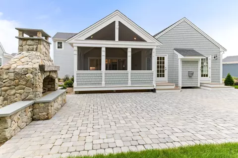 76 Cobblestone Cir, Mashpee, MA 02649 photo 3