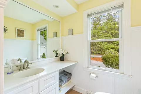 508 Cotuit Bay Dr, Cotuit, MA 02635 photo 14