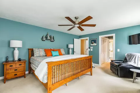 508 Cotuit Bay Dr, Cotuit, MA 02635 photo 11