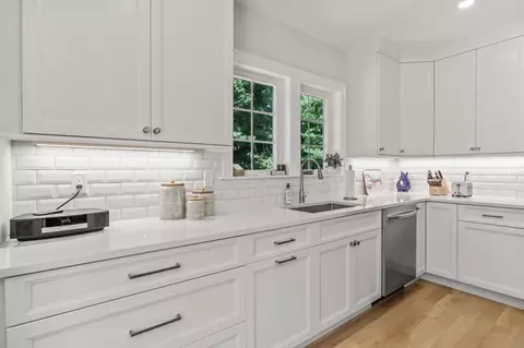 58 Cobblestone Cir, Mashpee, MA 02649 photo 11