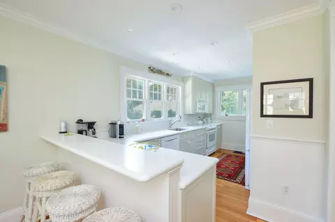 123 School St, Cotuit, MA 02635 photo 10