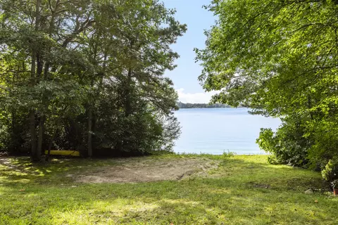 71 Hooppole Rd, Mashpee, MA 02649 photo 3