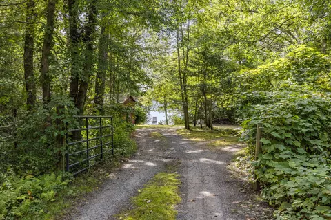 71 Hooppole Rd, Mashpee, MA 02649 photo 2