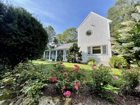 100 Bay Ln, Centerville, MA 02632 photo 1