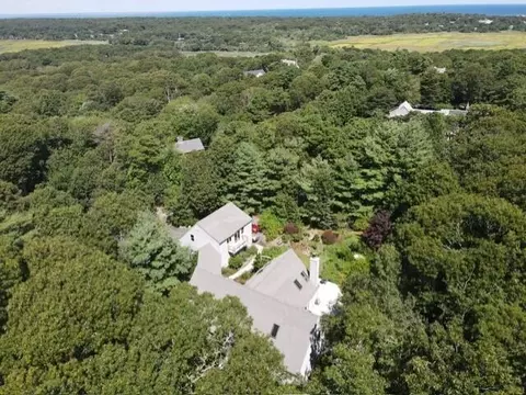 342 High St, West Barnstable, MA 02668 photo 4