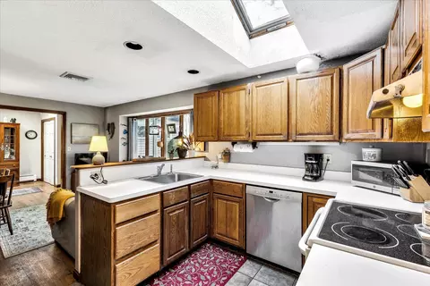 11 Barnacle Ln, Mashpee, MA 02649 photo 19