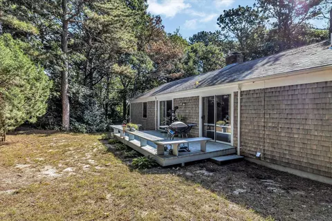 11 Barnacle Ln, Mashpee, MA 02649 photo 34