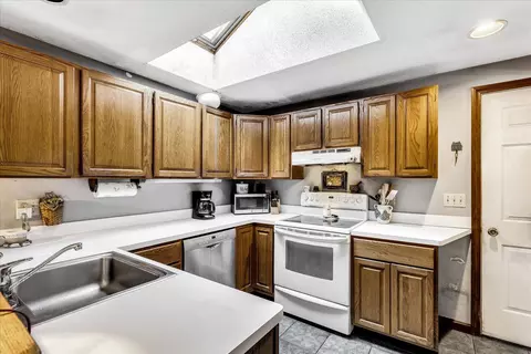 11 Barnacle Ln, Mashpee, MA 02649 photo 18