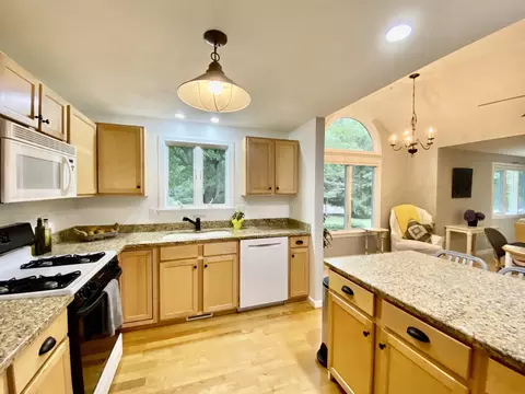 8 Executive Dr, Mashpee, MA 02649 photo 18