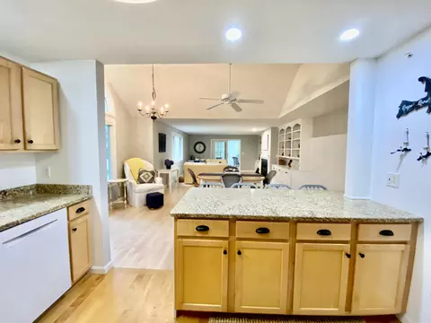 8 Executive Dr, Mashpee, MA 02649 photo 7