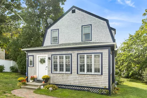 10 Cotuit Rd, Bourne, MA 02532 photo 2