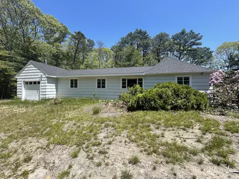 46 Old Farm Rd, Centerville, MA 02632 photo 2