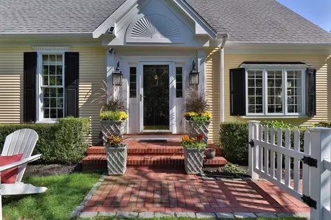 49 Beech Leaf Island Rd, Centerville, MA 02632 photo 1