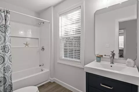 200 Griffin St, Fall River, MA 02724 photo 13