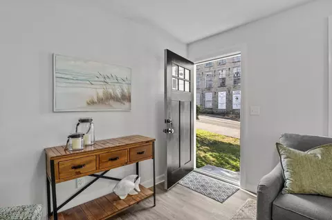200 Griffin St, Fall River, MA 02724 photo 4