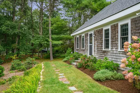 42 Marble Rd, Barnstable, MA 02630 photo 4
