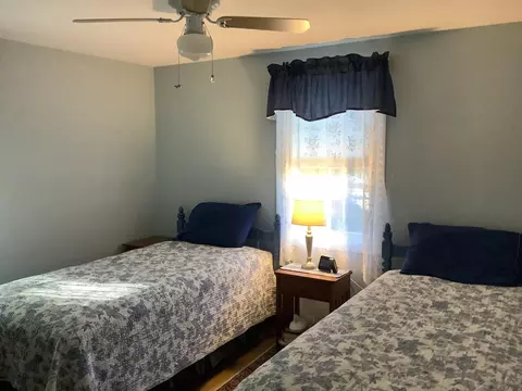 34 Silver Ln, Hyannis, MA 02601 photo 13