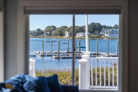 90 Circuit Ave, Pocasset, MA 02559 photo 5