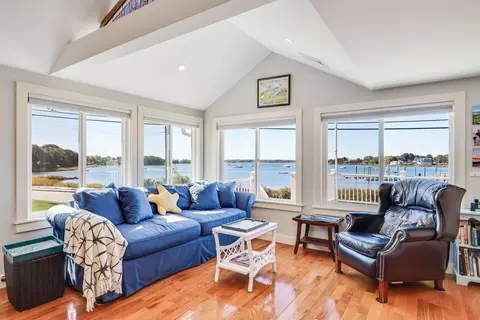 90 Circuit Ave, Pocasset, MA 02559 photo 22