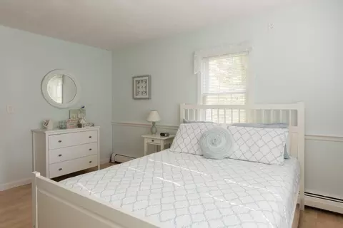 86 Mooring Dr, Cotuit, MA 02635 photo 17