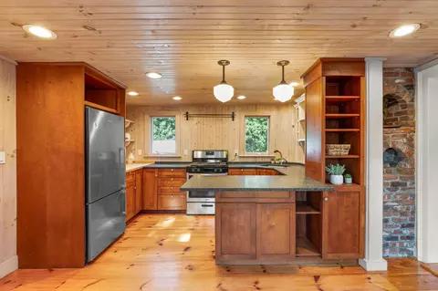 1208 County Rd, Cataumet, MA 02534 photo 7