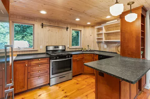 1208 County Rd, Cataumet, MA 02534 photo 8