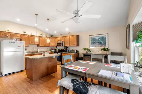 16 Monack Rd, Buzzards Bay, MA 02532 photo 6