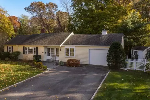 48 Pine Ln, Osterville, MA 02655 photo 1