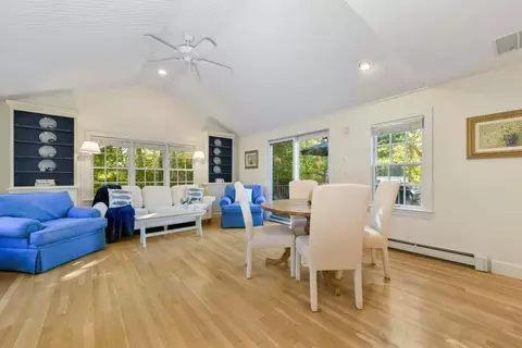 48 Pine Ln, Osterville, MA 02655 photo 9