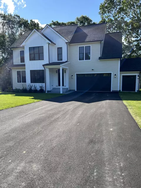 12 Casper Cir, Mashpee, MA 02649 photo 1