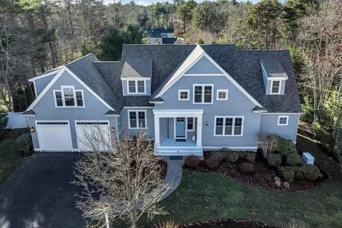 66 Eagle Dr, Mashpee, MA 02649 photo 2