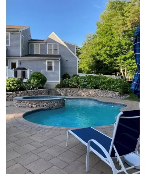 66 Eagle Dr, Mashpee, MA 02649 photo 3