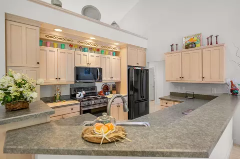 119 Pond View Dr, Centerville, MA 02632 photo 14