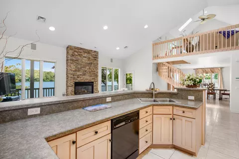 119 Pond View Dr, Centerville, MA 02632 photo 15
